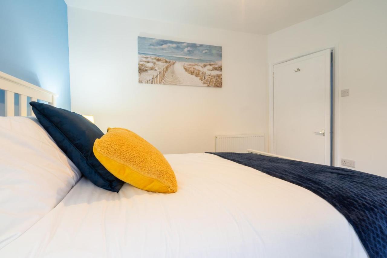 Newly-Renovated, Mid-Terrace Cottage In Porthmadog Exteriör bild