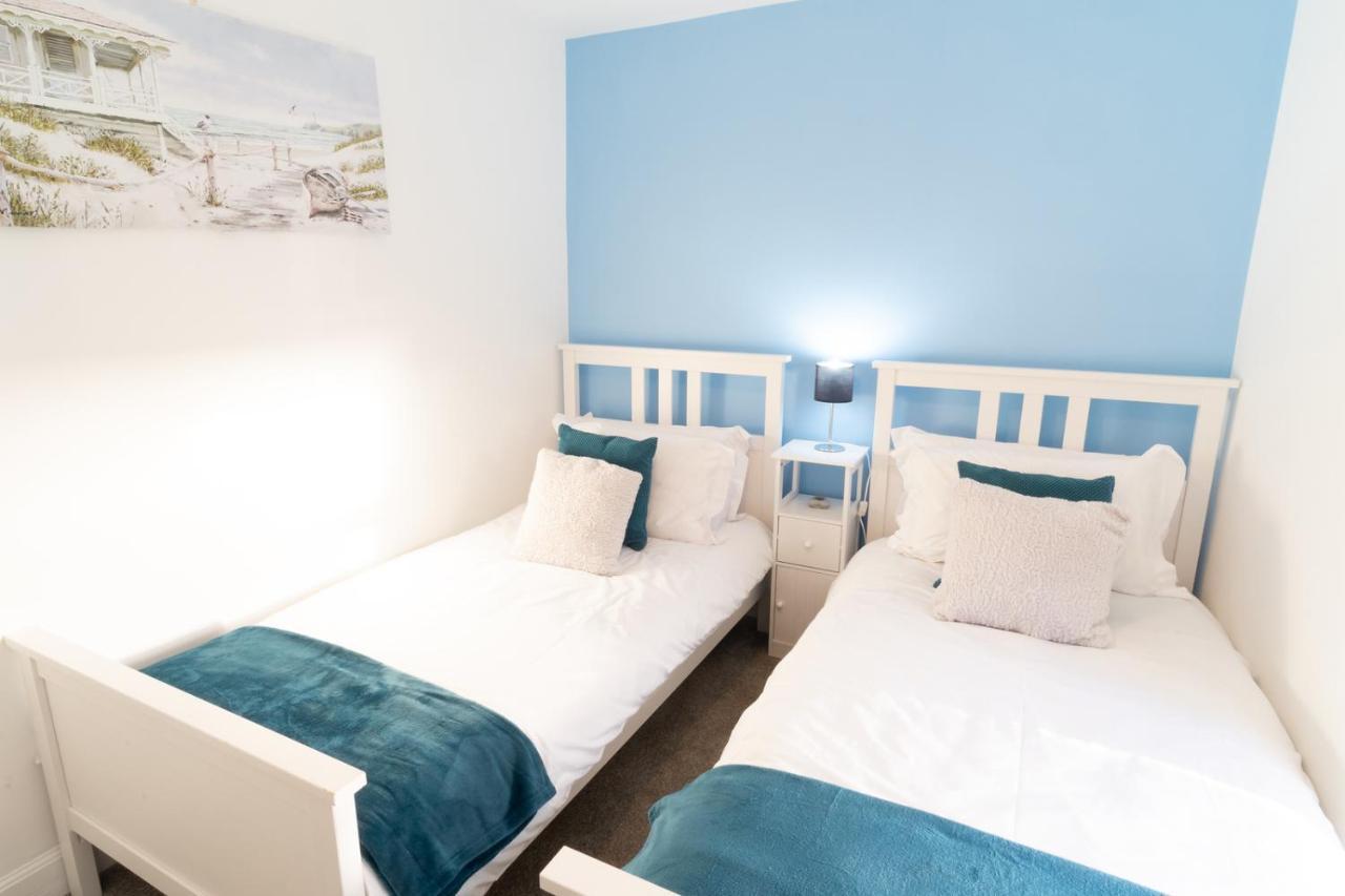 Newly-Renovated, Mid-Terrace Cottage In Porthmadog Exteriör bild
