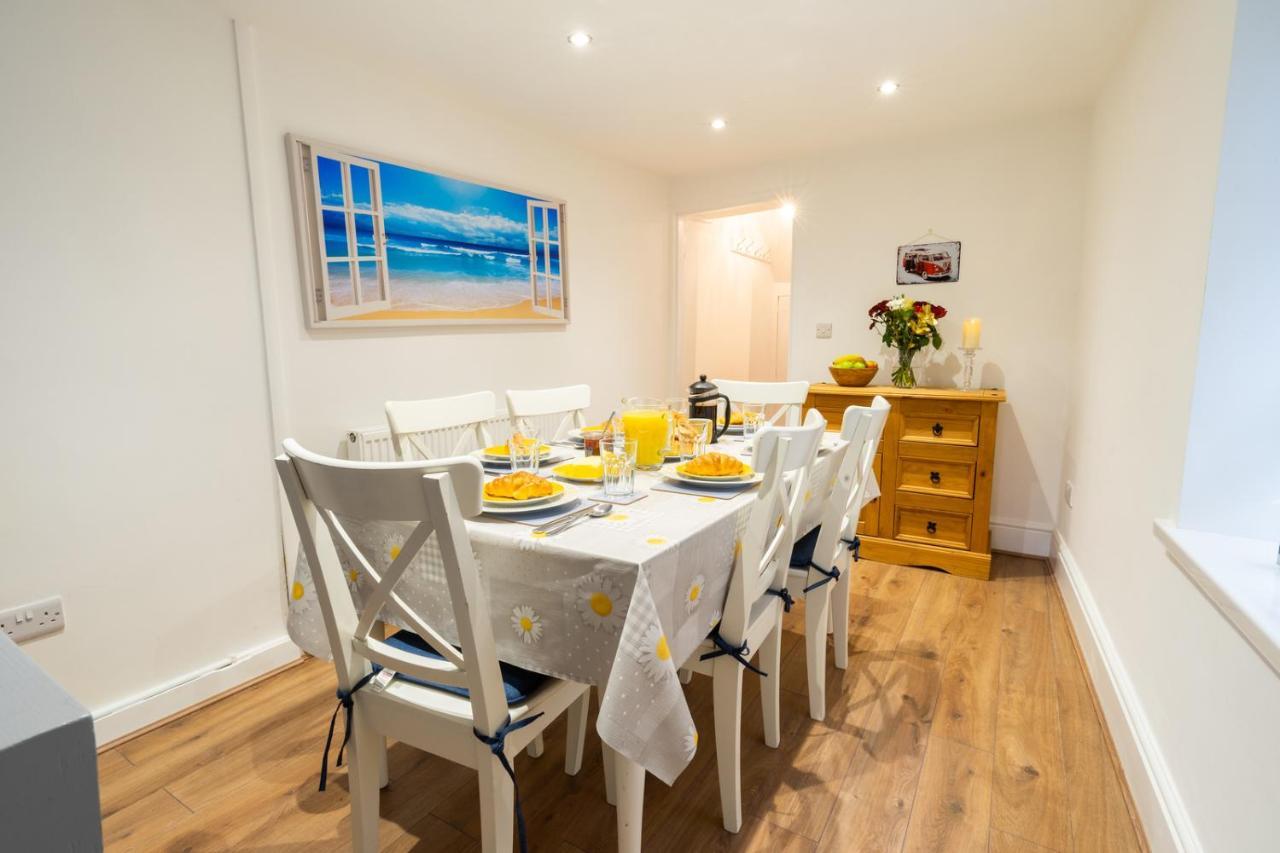Newly-Renovated, Mid-Terrace Cottage In Porthmadog Exteriör bild