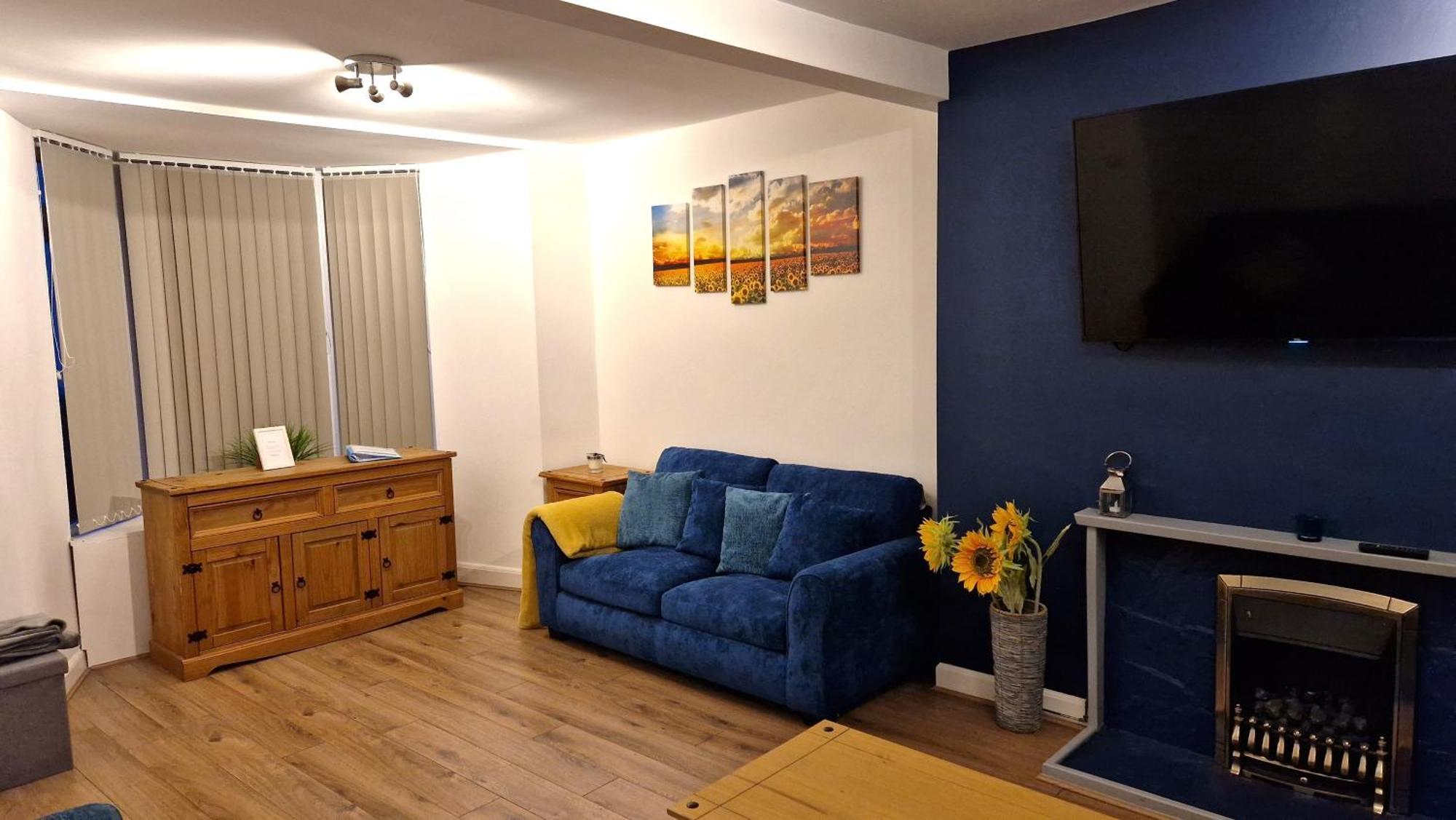 Newly-Renovated, Mid-Terrace Cottage In Porthmadog Exteriör bild